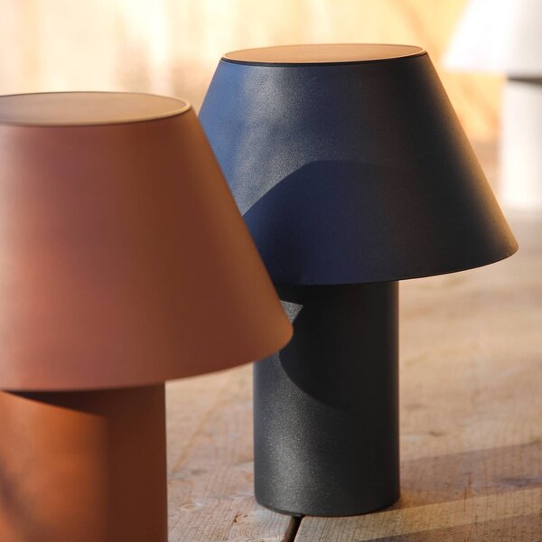 Markslöjd LED solárna stolová lampa Vivo, čierna, IP44, výška 30 cm, stmievateľné, Čierna, kov, Škandinávsky, Stojacie svietidlo