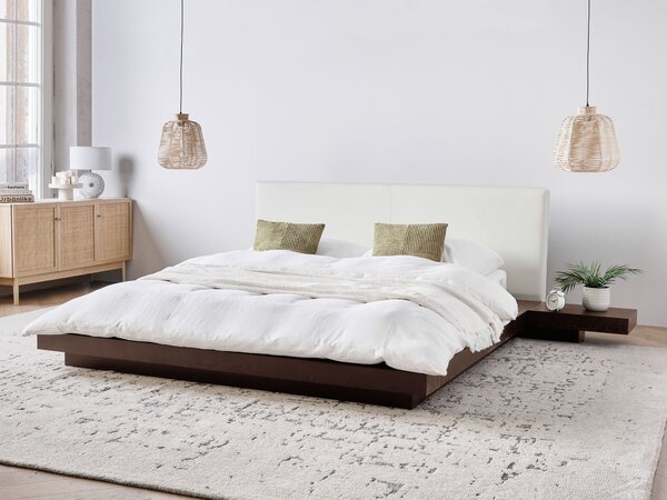 Posteľ v japonskom štýle tmavý jaseň 160 x 200 cm nízky drevený rám postele z MDF koženkové čelo nočné stolíky