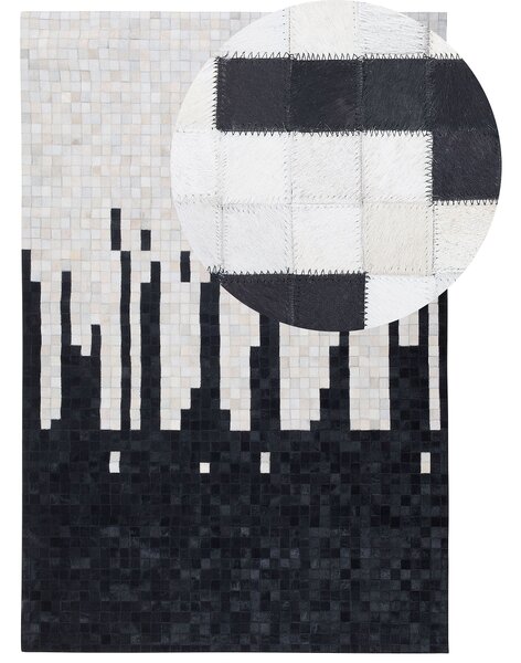 Koberec čierno-biely kožený 160 x 230 cm pravá hovädzia koža abstraktný patchworkový obdĺžnikový moderný