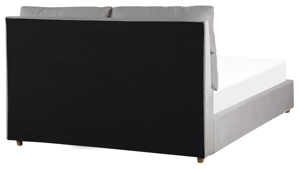 Čalúnená posteľ svetlosivá zamatová 140 x 200 cm s úložným priestorom elegantná moderná spálňa