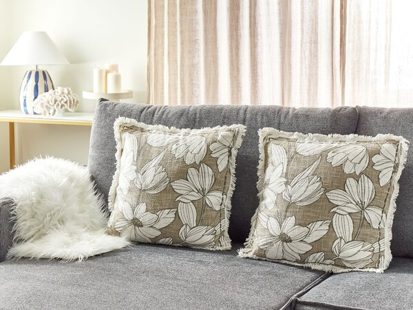 Sada 2 dekoratívnych vankúšov biela a zelená bavlna 45 x 45 cm kvetinový vzor ručná výroba so strapcami odnímateľný poťah boho štýl