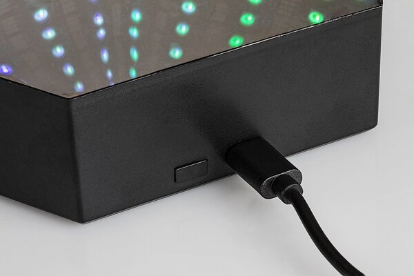 Čierna LED RGB nabíjacia lampa Jocker 1W s DO – LED lampičky a baterky > Stolové LED lampičky