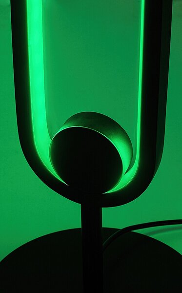 Čierna stojacia LED RGB lampa Barto 19W s DO – LED lampičky a baterky > Stojacie LED lampy