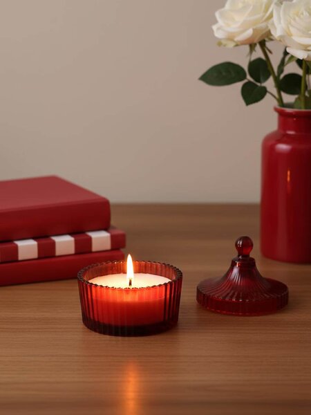 Sinsay - Voňavá sviečka Gingerbread - červená