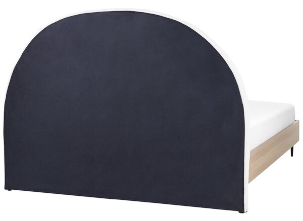 Posteľ biela svetlé drevo polyester 160 x 200 cm čalúnené čelo MDF rám kovové nohy lamelový rošt moderný štýl spálňa