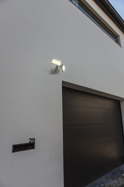 Lutec 7632201053 LED vonkajší nástenný reflektor so senzorom Arc 1x19W | 5000K | IP54 - 2 nastaviteľné hlavy