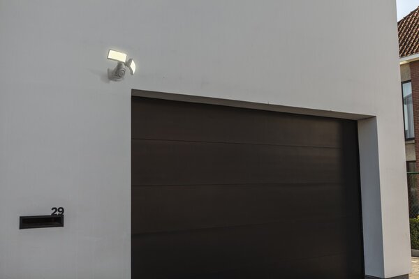 Lutec 7632201053 LED vonkajší nástenný reflektor so senzorom Arc 1x19W | 5000K | IP54 - 2 nastaviteľné hlavy