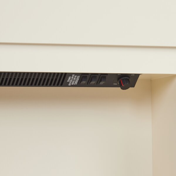 Elektrický krb béžový krbová rímsa z MDF LED podsvietenie efekt plameňa krbový ohrievač s termostatom