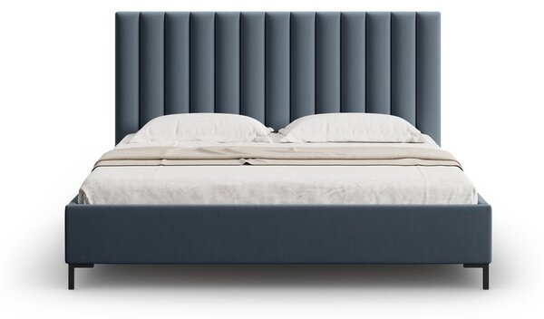 Tmavomodrá čalúnená dvojlôžková posteľ s úložným priestorom s roštom 140x200 cm Casey – Mazzini Beds