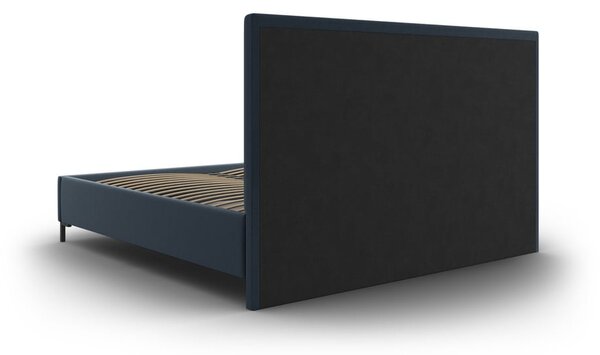 Tmavomodrá čalúnená dvojlôžková posteľ s úložným priestorom s roštom 140x200 cm Casey – Mazzini Beds