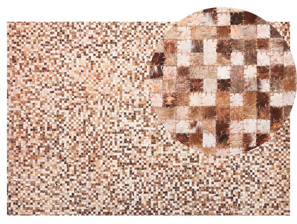 Koberec z hovädzej kože hnedý kožený 140 x 200 cm patchworkový ručne vyrobený moderný boho