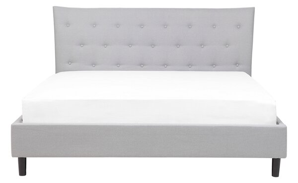 Posteľ svetlosivá látkové čalúnenie 140 x 200 cm prešívané čelo s gombíkmi v štýle Chesterfield lamelový rošt drevené nohy moderný štýl spálňa