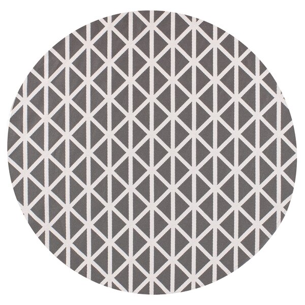Koberec sivá biela syntetický materiál 120 cm okrúhly tvar geometrický vzor moderný štýl balkón terasa interiér exteriér