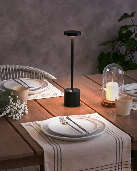 Stolná lampa čierna železo hliník s dotykovým vypínačom nabíjanie cez USB kábel bezdrôtová moderný štýl interiér exteriér