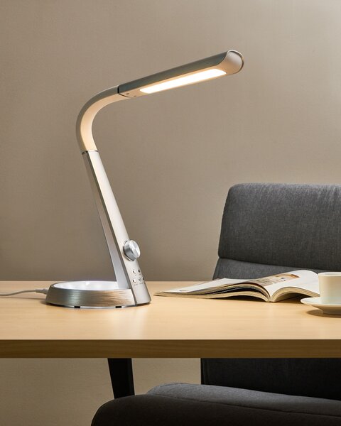 Stolná LED lampa strieborná syntetický materiál 3 režimy teploty svetla plynulý stmievač USB port nastaviteľné tienidlo moderná kancelária