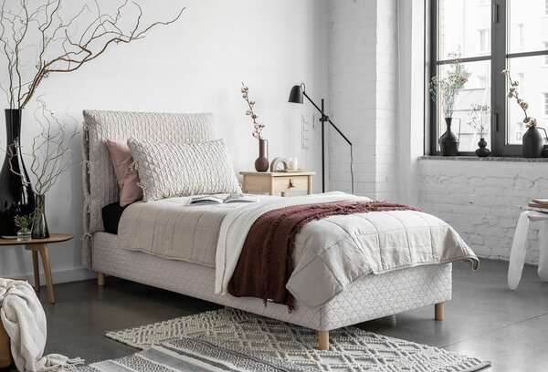 Béžová čalúnená jednolôžková posteľ s roštom 90x200 cm Sleepy Luna – Miuform