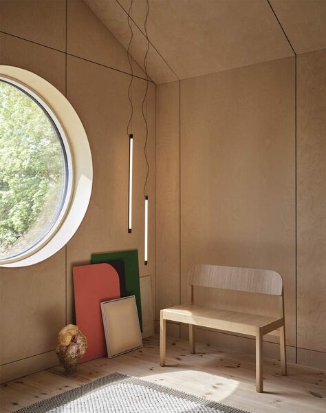 Muuto Závesné svietidlo Fine 90, black FNSUS9001