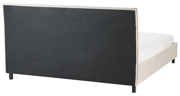 Posteľ béžová látkové čalúnenie 180 x 200 cm nohy zo svetlého dreva lamelový rošt s čelom moderný škandinávsky štýl spálňa