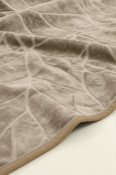 Deka LIV RAZENÝ taupe Rozmer: 200x220 cm