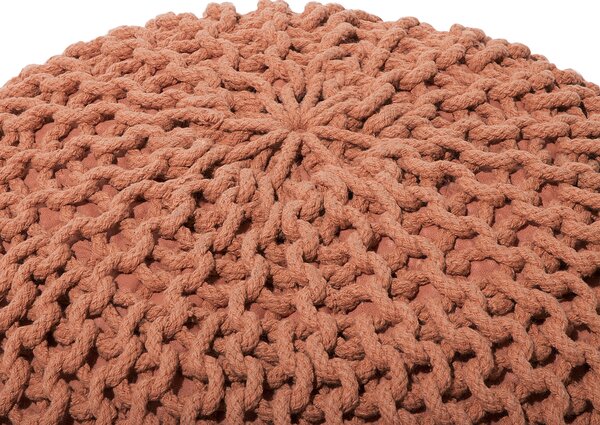 Puf taburetka medená okrúhla bavlnená 50 x 35 cm pletená podnožka výplň z polystyrénového granulátu