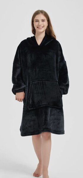 Deka s rukávmi HOODIE čierna