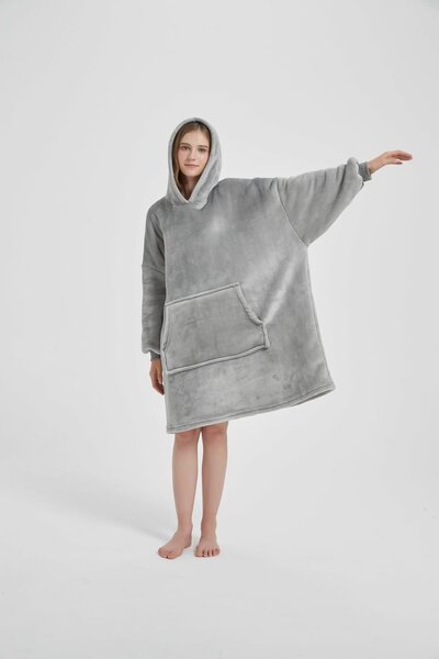 Deka s rukávmi HOODIE sivá