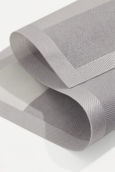 Dekoratívne prestieranie FRAPPE strieborné 30x45 cm