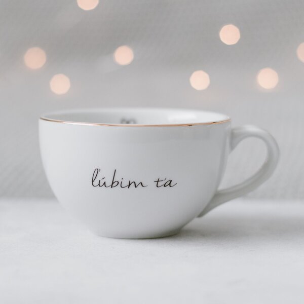Porcelánový hrnček Ľúbim ťa 300 ml