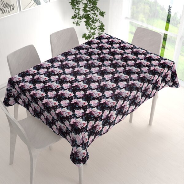 Biante Zamatový obdĺžnikový obrus Tamara TMR-011 Kvetiny na čiernom 50x100 cm