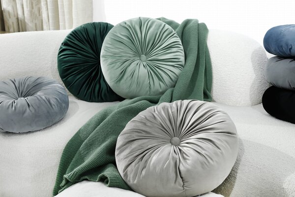 Dekoratívny vankúš SOFT VELVET svetlomodrý