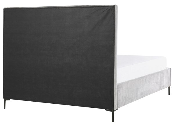 Posteľ s úložným priestorom sivá zamatové čalúnenie 180 x 200 cm čierne kovové nohy prešívané čelo lamelový rošt moderný štýl spálňa