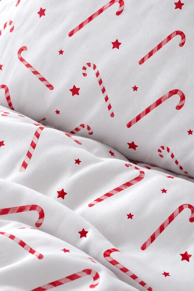 Vianočná posteľná bielizeň CANDYCANES saténová Rozmer: 100x135 cm