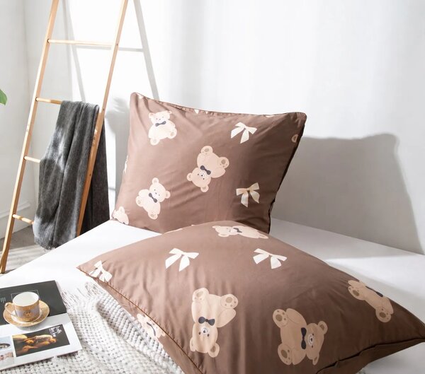 Saténová posteľná bielizeň BEAR DARK hnedá Rozmer: 200x200 cm