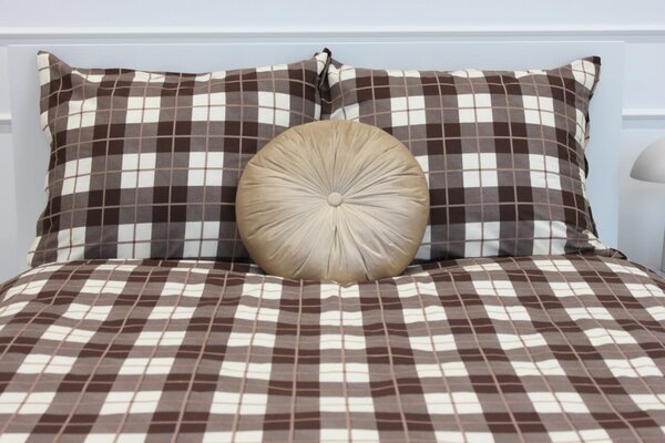 Bavlnená posteľná bielizeň KOCKA béžová Rozmer: 160x200 cm