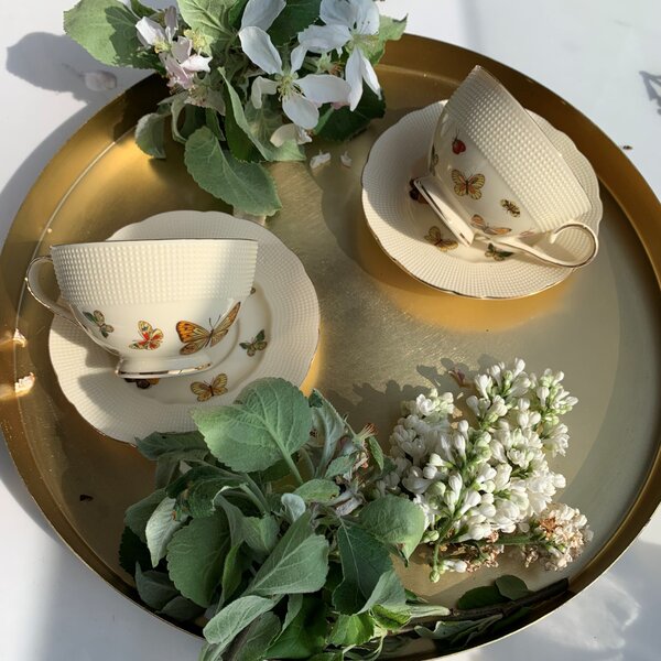Porcelánová šálka na nohe s podšálkou Ecru Butterflies 125 ml sada 2ks