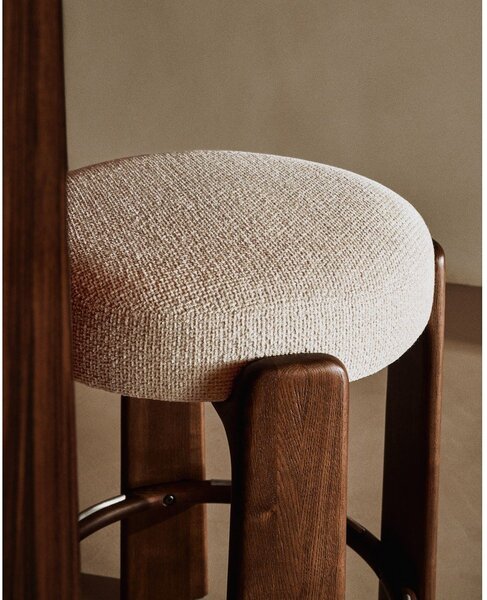 Béžová/v tmavo prírodnej farbe barová stolička z jaseňového dreva (výška sedadla 65 cm) Granite – Kave Home