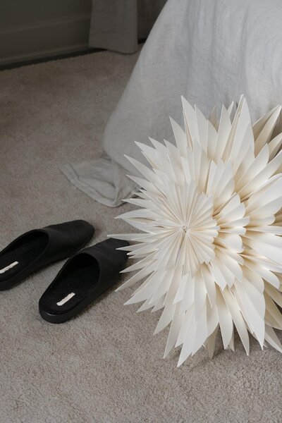 Závesná svietiaca hviezda Maja White 50 cm