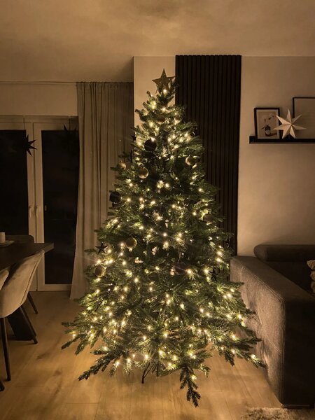 Svietiaci umelý vianočný stromček NORDMANN LED, výška 210 cm, plast, zelená
