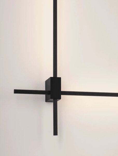 Minimalistcký LED nástenné svietidlo Peak čierna