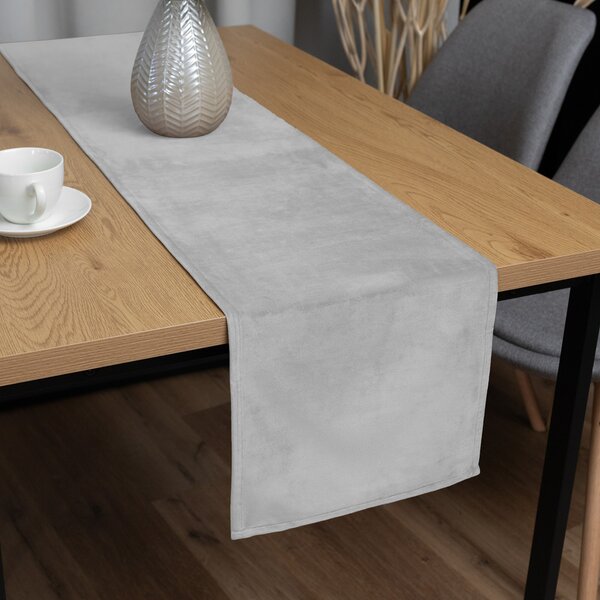 Biante Zamatový behúň na stôl Velvet Prémium SVP-027 Svetlo sivý 35x120 cm
