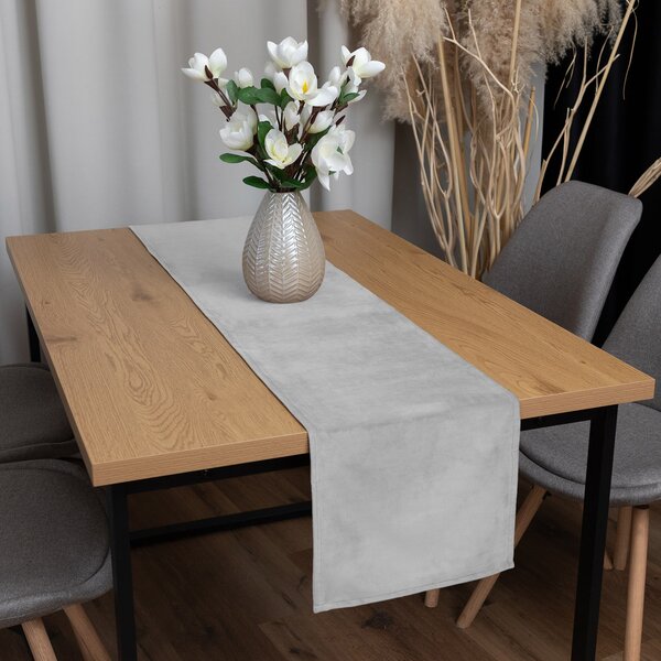 Biante Zamatový behúň na stôl Velvet Prémium SVP-027 Svetlo sivý 35x120 cm