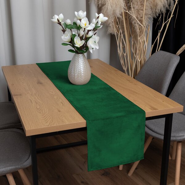 Biante Zamatový behúň na stôl Velvet Prémium SVP-032 Zelený 35x120 cm