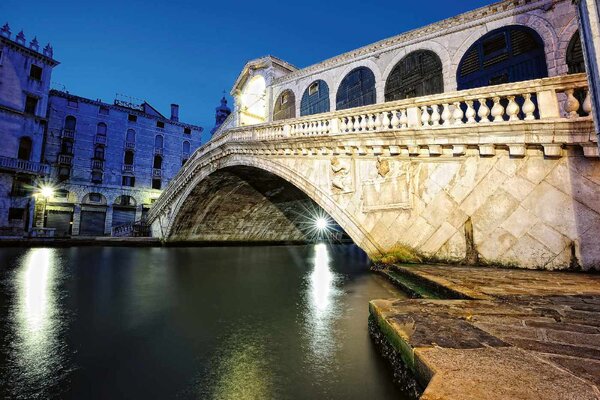 DIMEX | Vliesové fototapety na stenu Ponte di Rialto MS-5-0656 | 375 x 250 cm | modrá, čierna, šedá