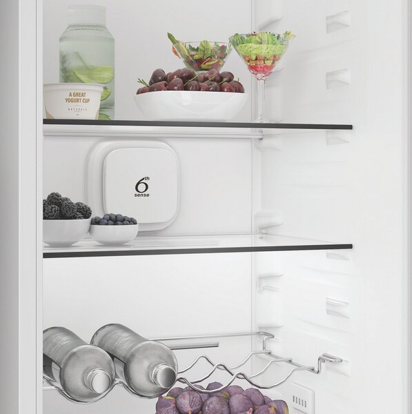 Whirlpool WHK2 5322 B4E + kupóny na daľší nákup - Chladnička kombinovaná zabudovateľná