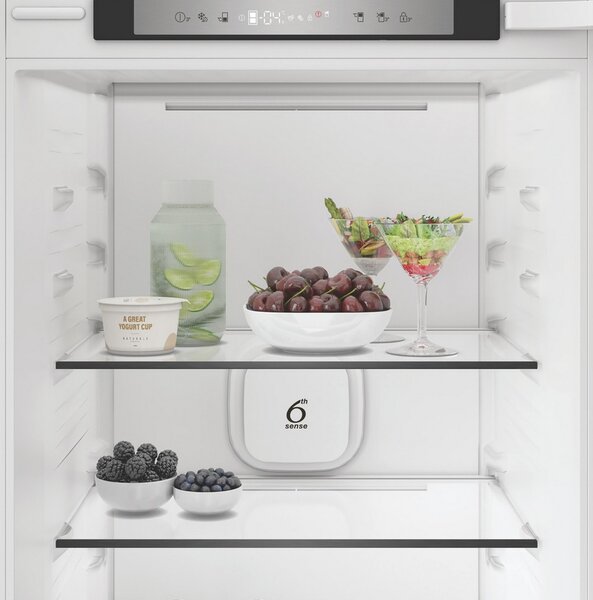 Whirlpool WHK2 5322 B4E + kupóny na daľší nákup - Chladnička kombinovaná zabudovateľná