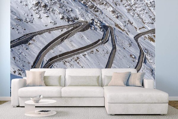 DIMEX | Vliesové fototapety na stenu Cesty v južnom Tirolsku MS-5-2867 | 375 x 250 cm | biela, šedá