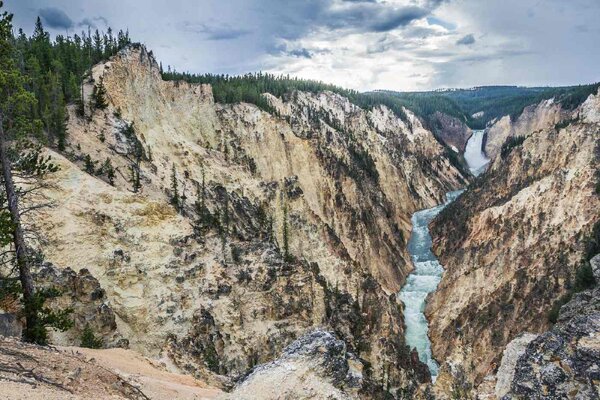 DIMEX | Vliesové fototapety na stenu Yellowstone a Grand Canyon MS-5-3043 | 375 x 250 cm | zelená, modrá, hnedá, šedá
