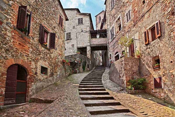 DIMEX | Vliesové fototapety na stenu Arezzo Toskánsko MS-5-0737 | 375 x 250 cm | hnedá, šedá
