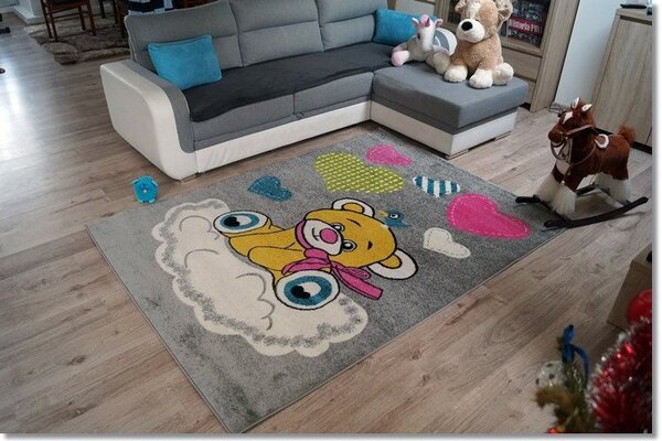 Dekorstudio Detský koberec KIDS - Sivý s Mackom Rozmer koberca: 200x290cm