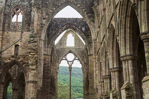 Samolepiaca vliesová fototapeta Kláštor Tintern 375 x 250 cm